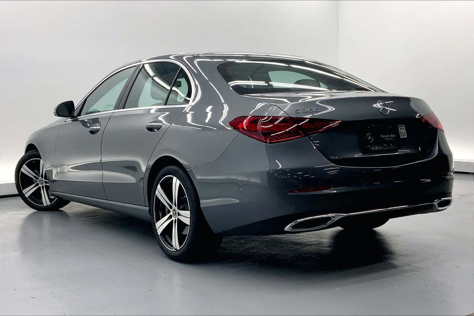 Used 2023 Mercedes-Benz C 300 Sedan image 2