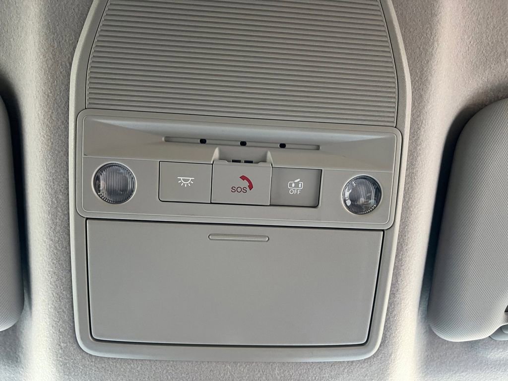 New 2026 Nissan Kicks SR w/ Cold Weather Package image 7