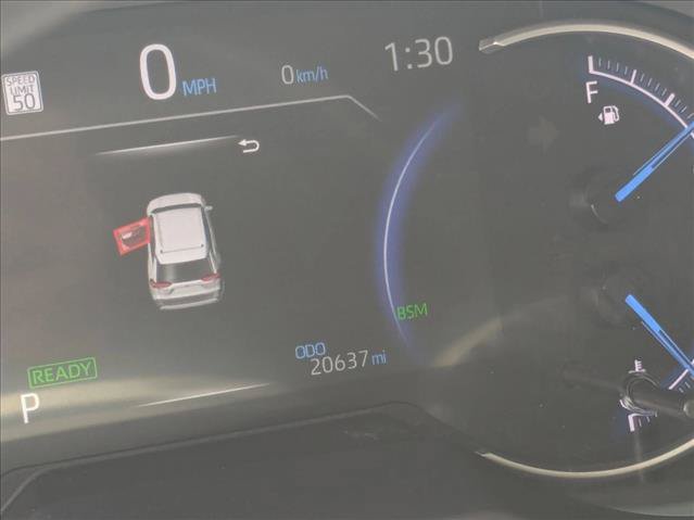 Used 2025 Toyota RAV4 XLE AWD/4WD image 11