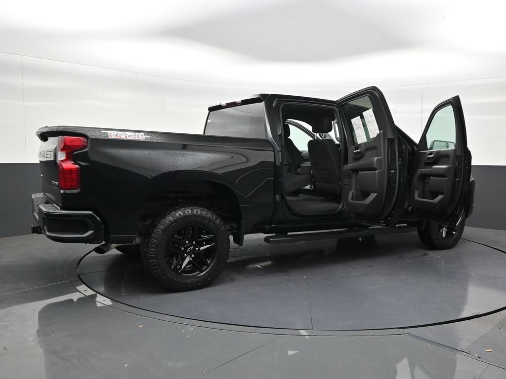 Used 2023 Chevrolet Silverado 1500 Custom Trail Boss AWD/4WD image 29