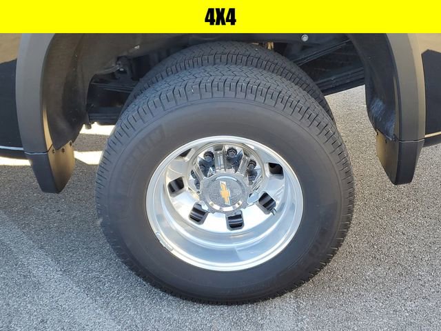 Used 2024 Chevrolet Silverado 3500 High Country w/ High Country Premium Package image 7