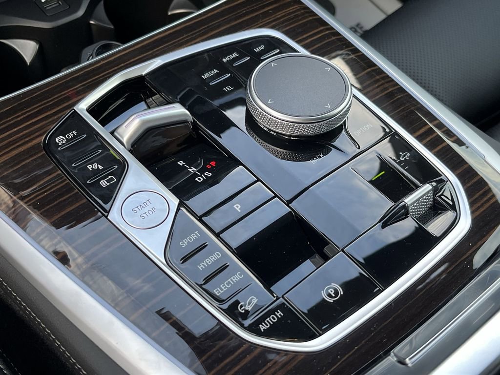 New 2026 BMW X5 xDrive50e image 20