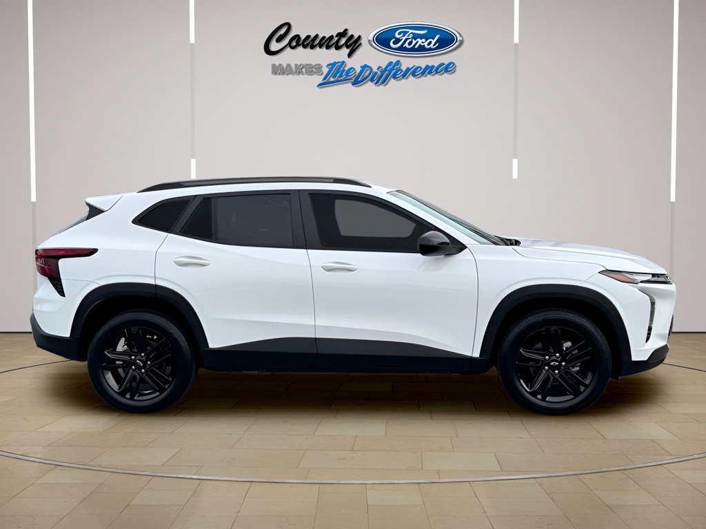 Used 2025 Chevrolet Trax ACTIV w/ Driver Confidence Package FWD image 9
