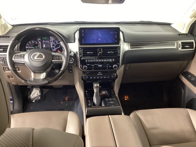 Certified 2023 Lexus GX 460 Luxury w/ Sport Design Package AWD/4WD image 38