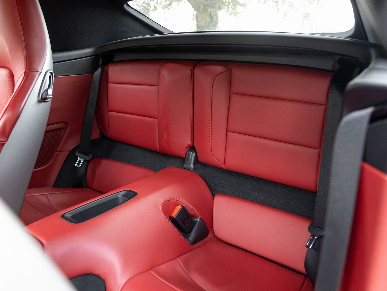 Used 2015 Porsche 911 Turbo image 31