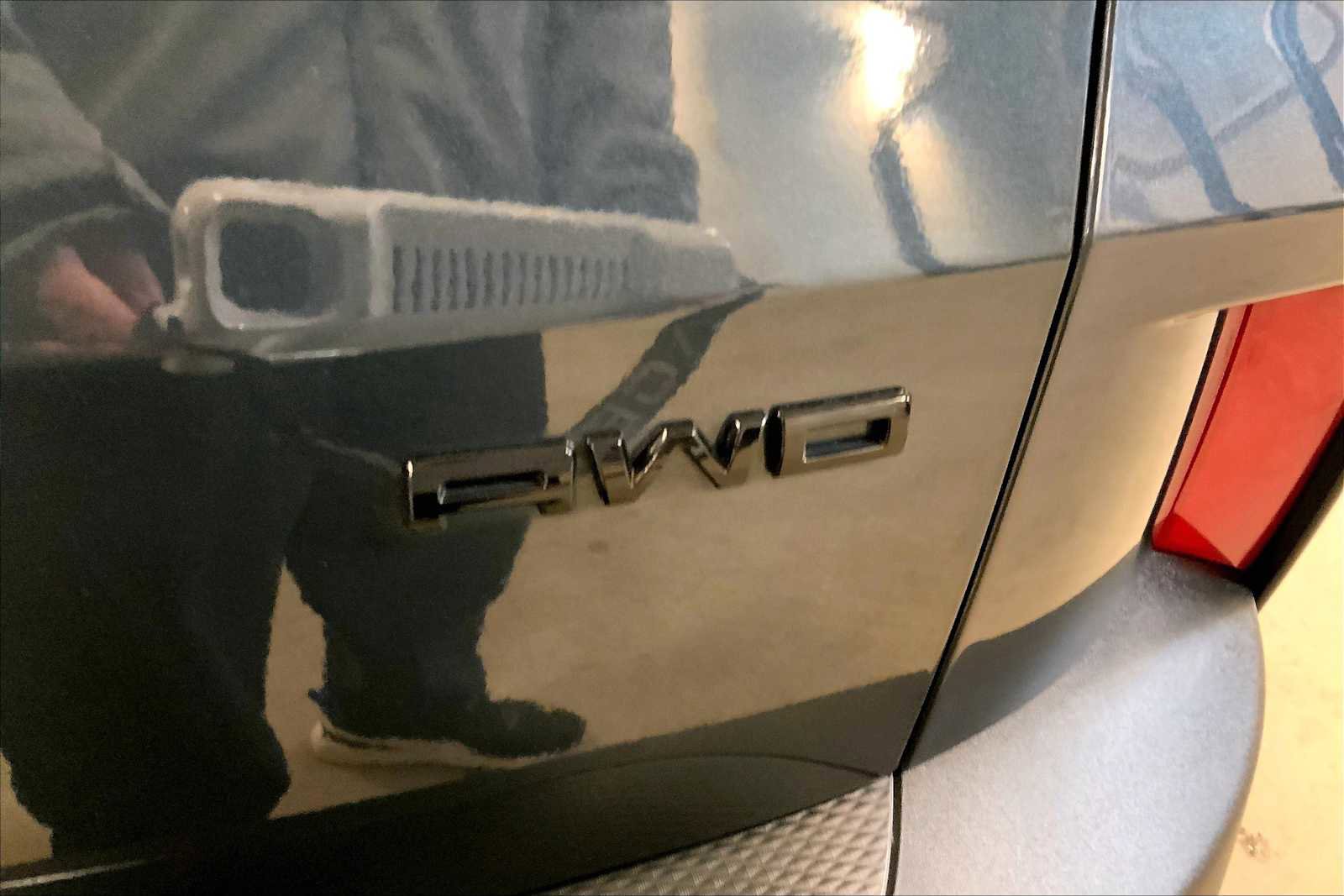 Used 2022 Ford Escape SEL w/ SEL Stealth AWD Package image 9