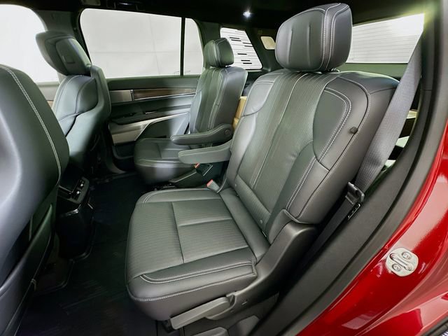 New 2026 Cadillac Vistiq Sport w/ LPO, Floor Liner Package image 15