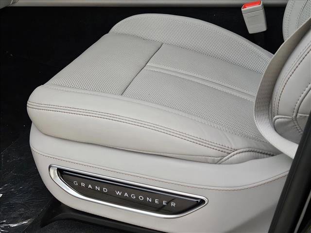 New 2026 Jeep Grand Wagoneer Summit AWD/4WD image 4