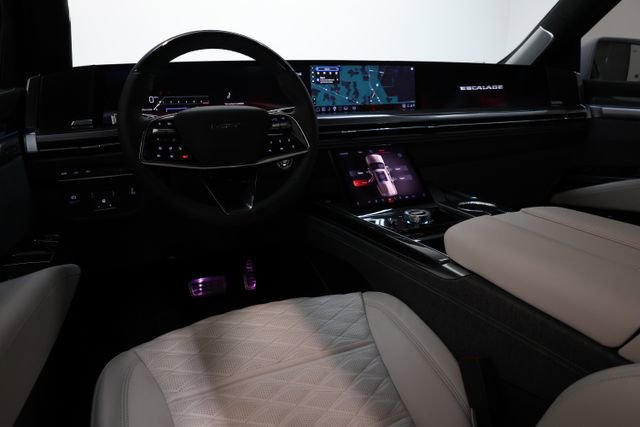 Used 2026 Cadillac Escalade V image 94