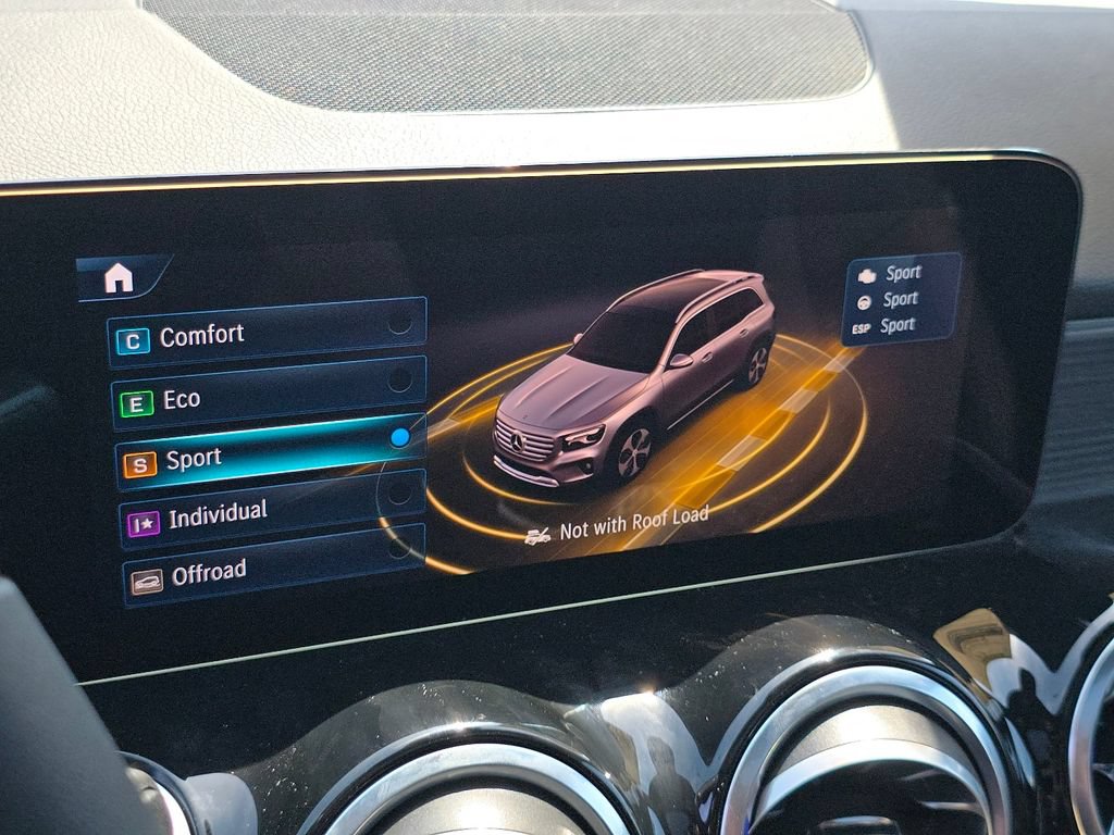 New 2026 Mercedes-Benz GLB 250 4MATIC image 32