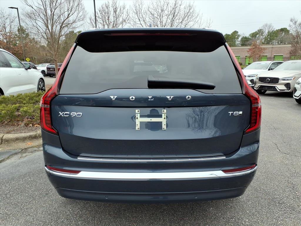 New 2026 Volvo XC90 T8 Ultra w/ Protection Package Premier image 4