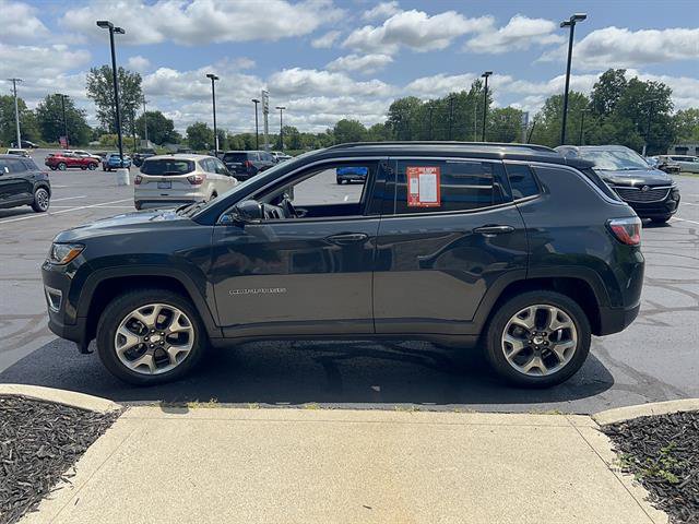 Used 2018 Jeep Compass Limited w/ Navigation Group AWD/4WD image 4