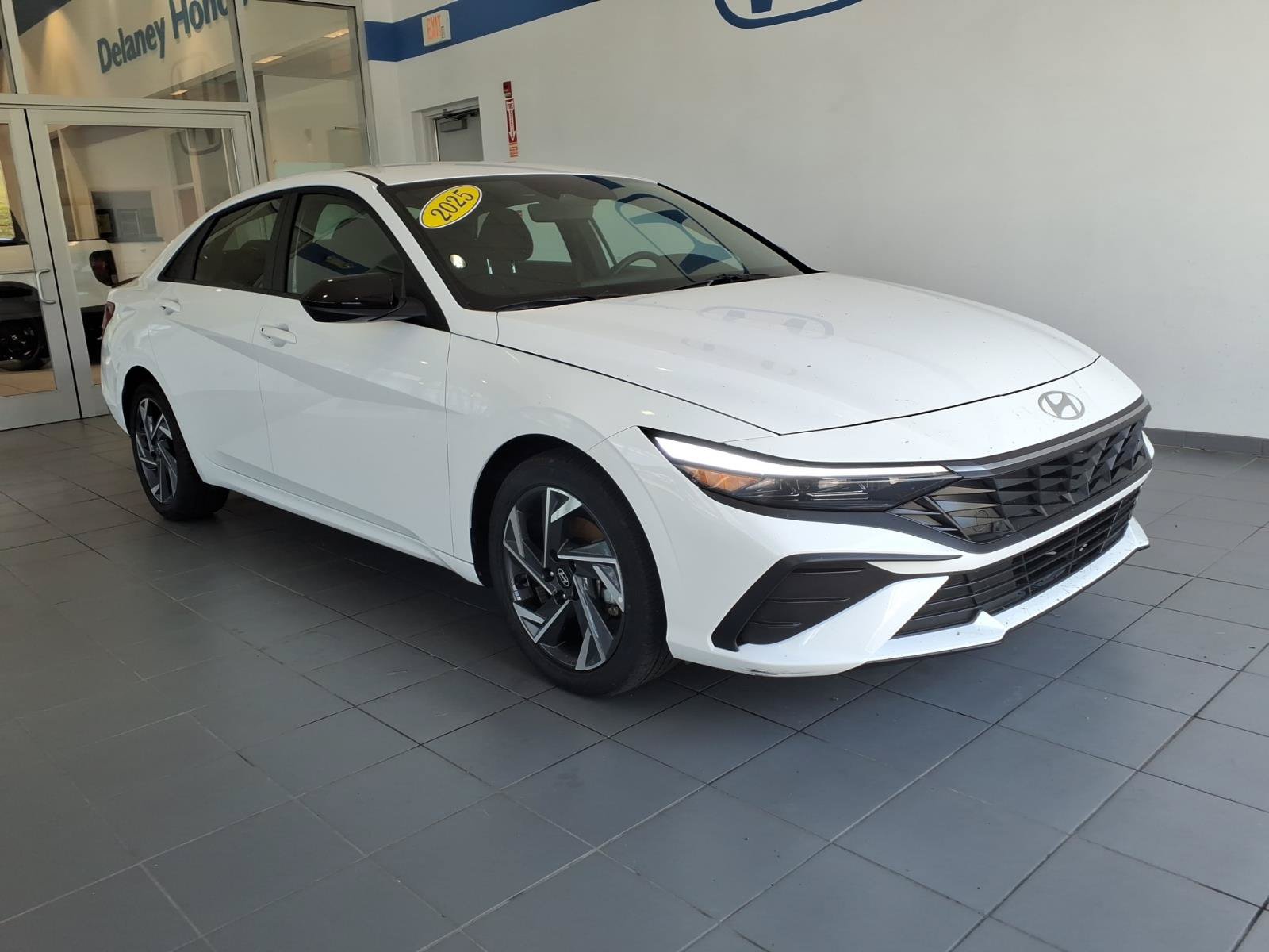 Certified 2025 Hyundai Elantra Sport w/ Cargo Package