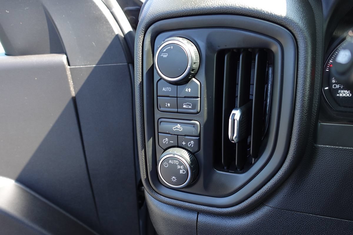 Used 2024 Chevrolet Silverado 1500 Custom AWD/4WD image 49