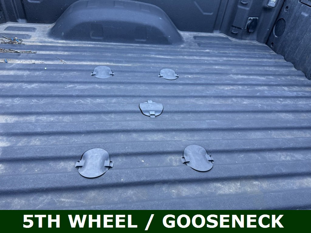 Used 2024 GMC Sierra 2500 AT4 w/ AT4 Preferred Package image 8