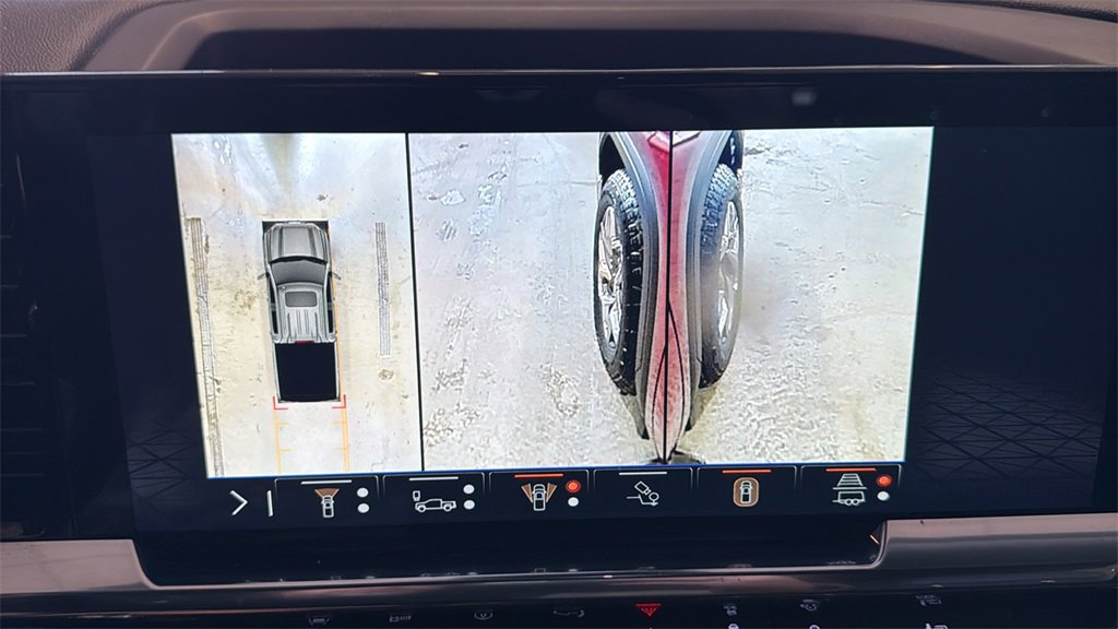 Used 2024 GMC Sierra 1500 SLT w/ SLT Premium Plus Package image 39