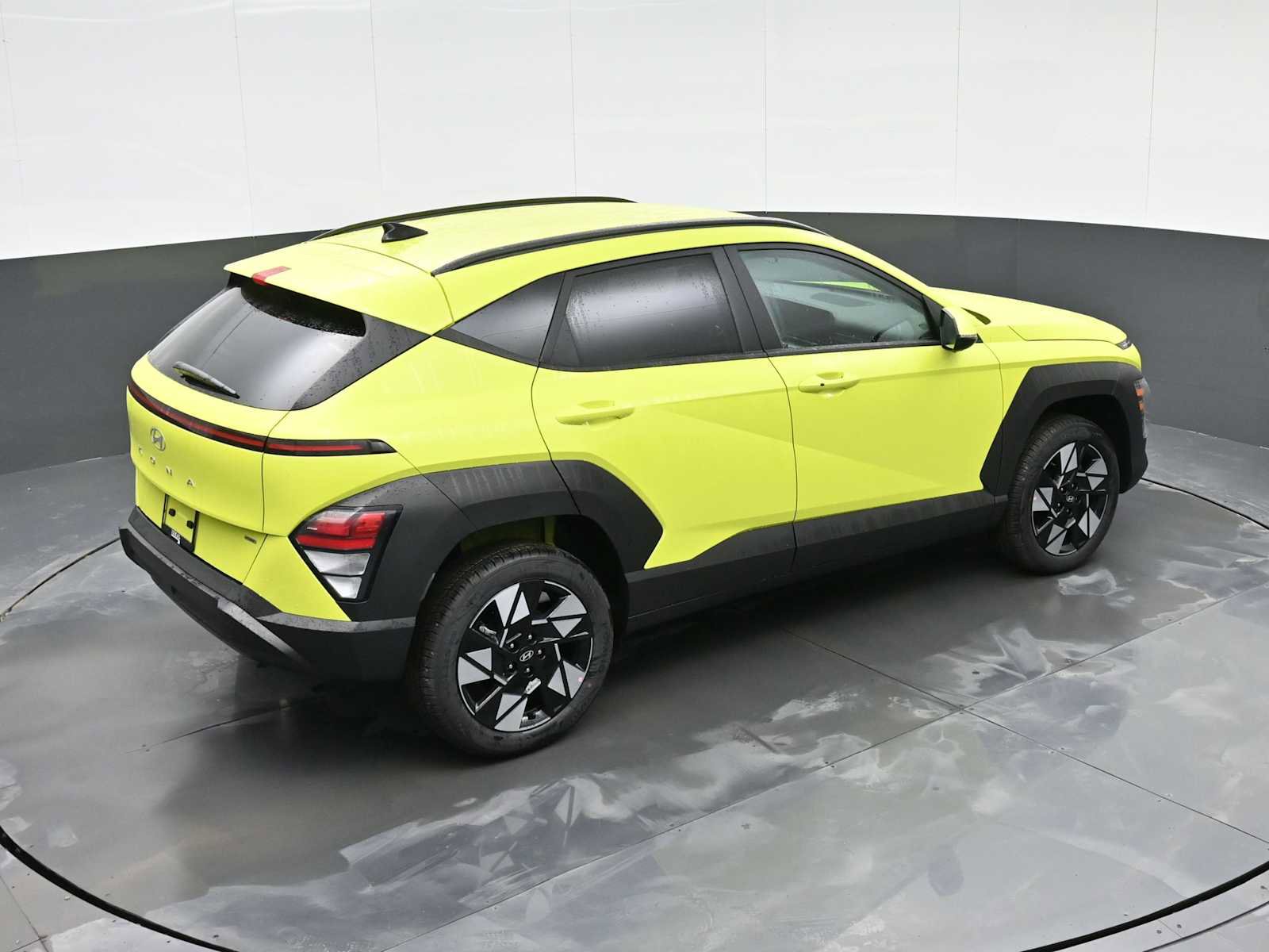 Certified 2025 Hyundai Kona SEL image 28