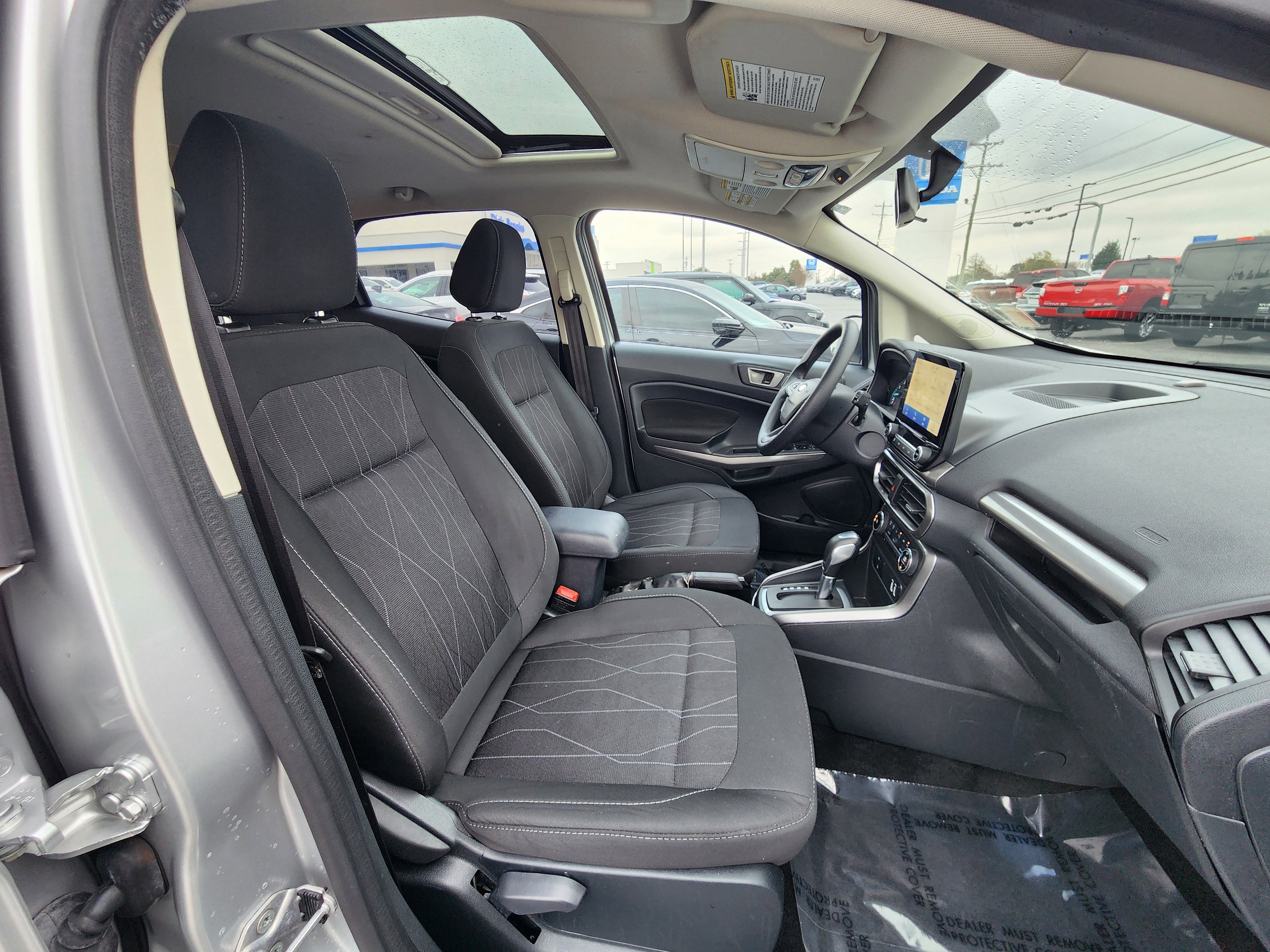 Used 2021 Ford EcoSport SE image 12