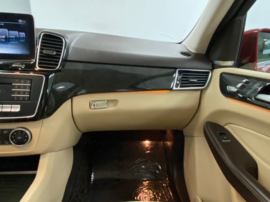 Used 2017 Mercedes-Benz GLE 350 4MATIC w/ Premium 2 Package image 26