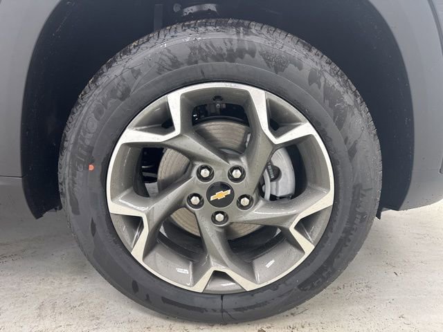 New 2026 Chevrolet Trax LT w/ Driver Confidence Package FWD image 30