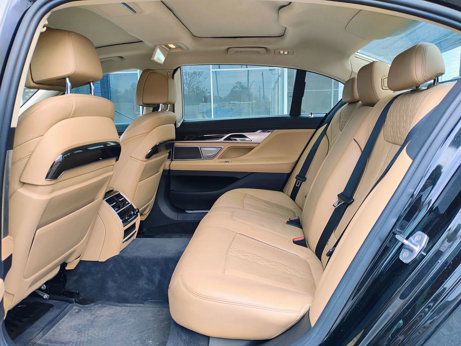 Used 2016 BMW 740i 740i Sedan 4D image 13