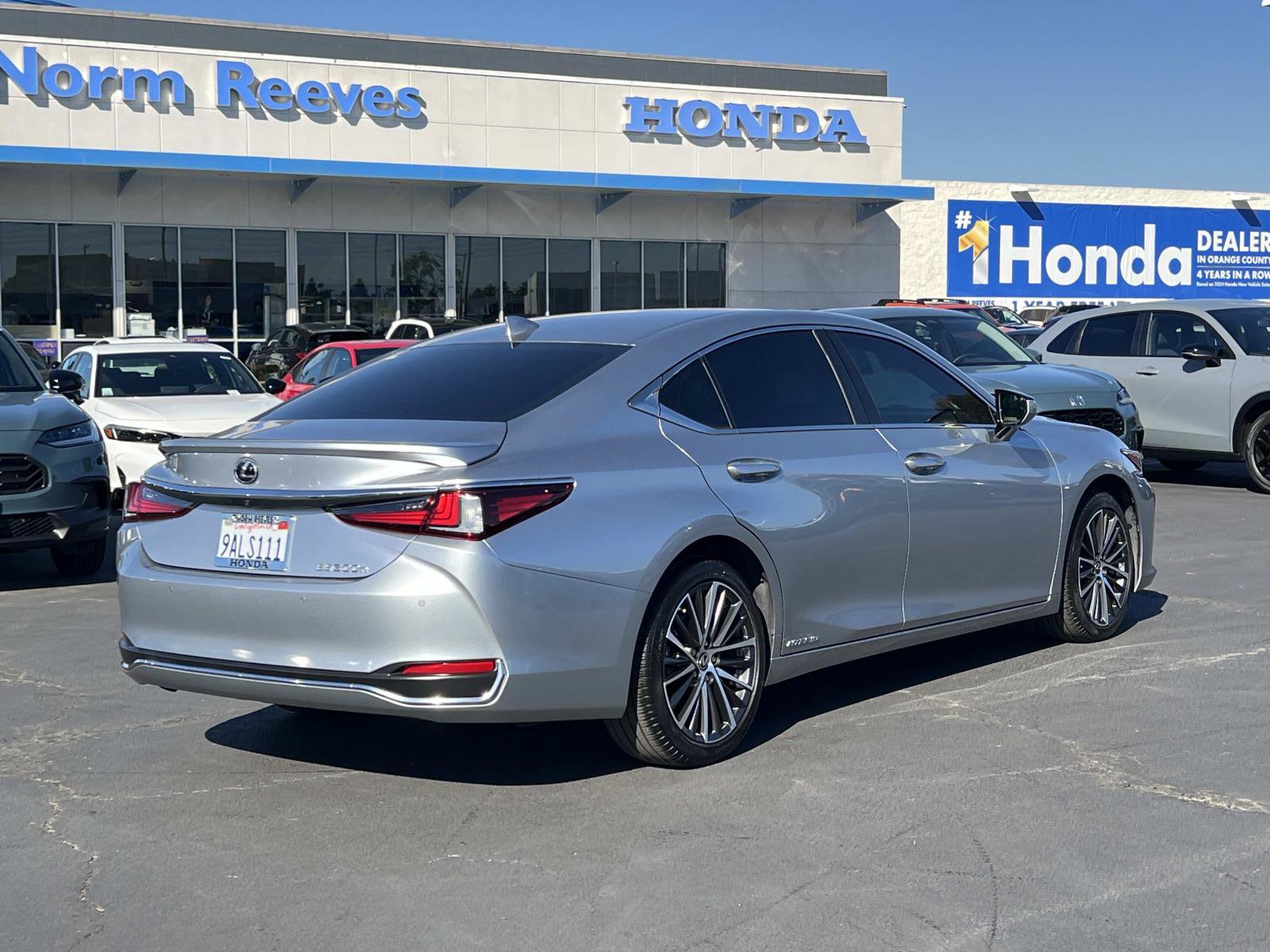 Used 2022 Lexus ES 300h w/ Premium Package image 28