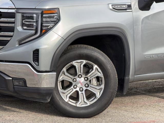 Used 2025 GMC Sierra 1500 SLT RWD image 8