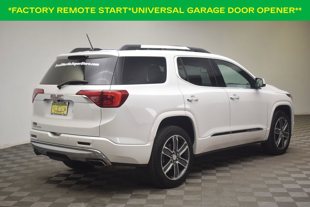 Used 2019 GMC Acadia Denali w/ Technology Package FWD image 8