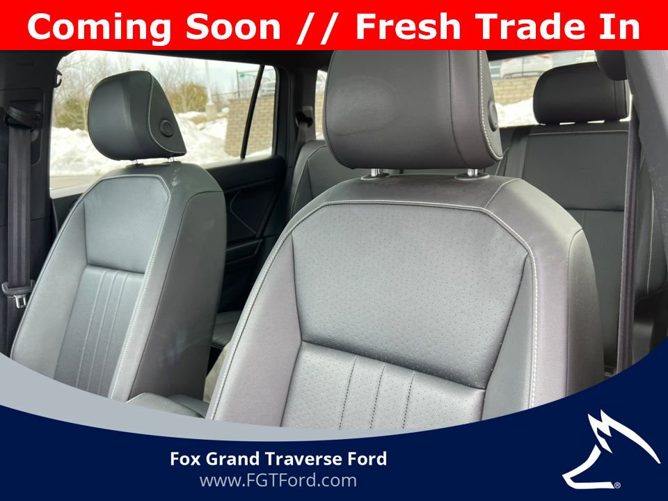 Used 2023 Volkswagen Tiguan SE R-Line AWD/4WD image 12