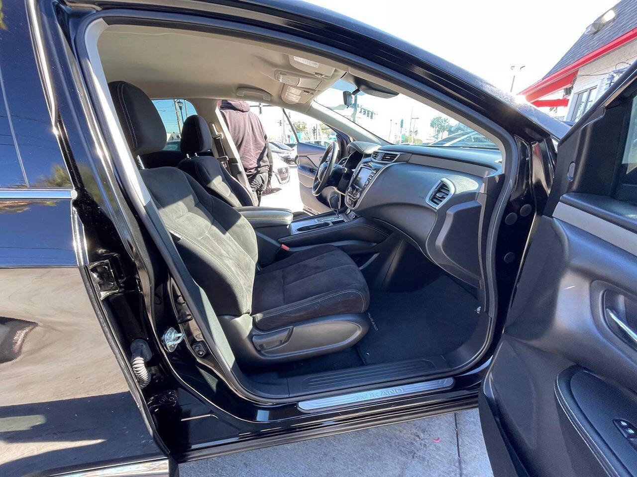 Used 2020 Nissan Murano S w/ Technology Package image 10