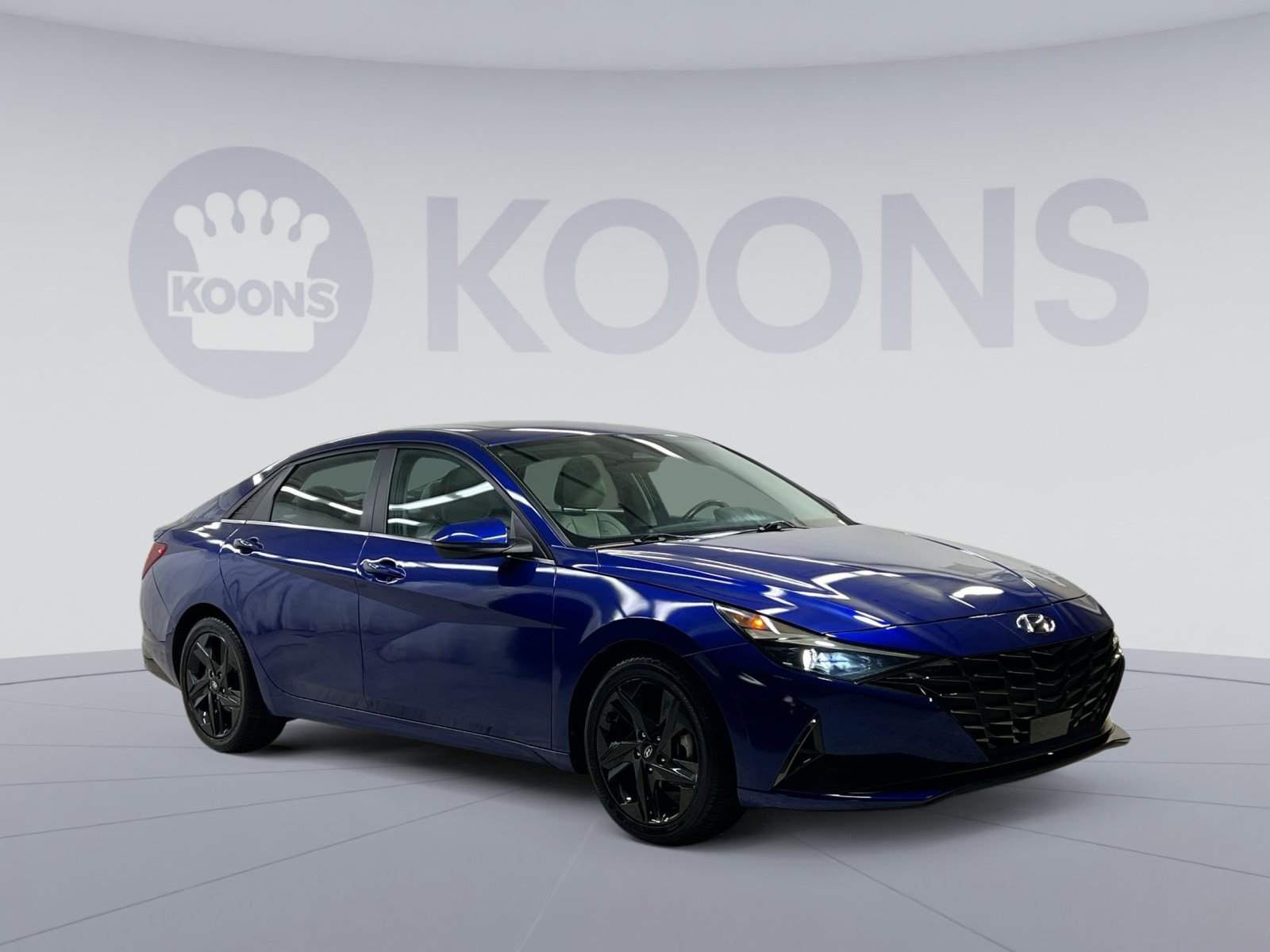 Used 2022 Hyundai Elantra Limited image 14
