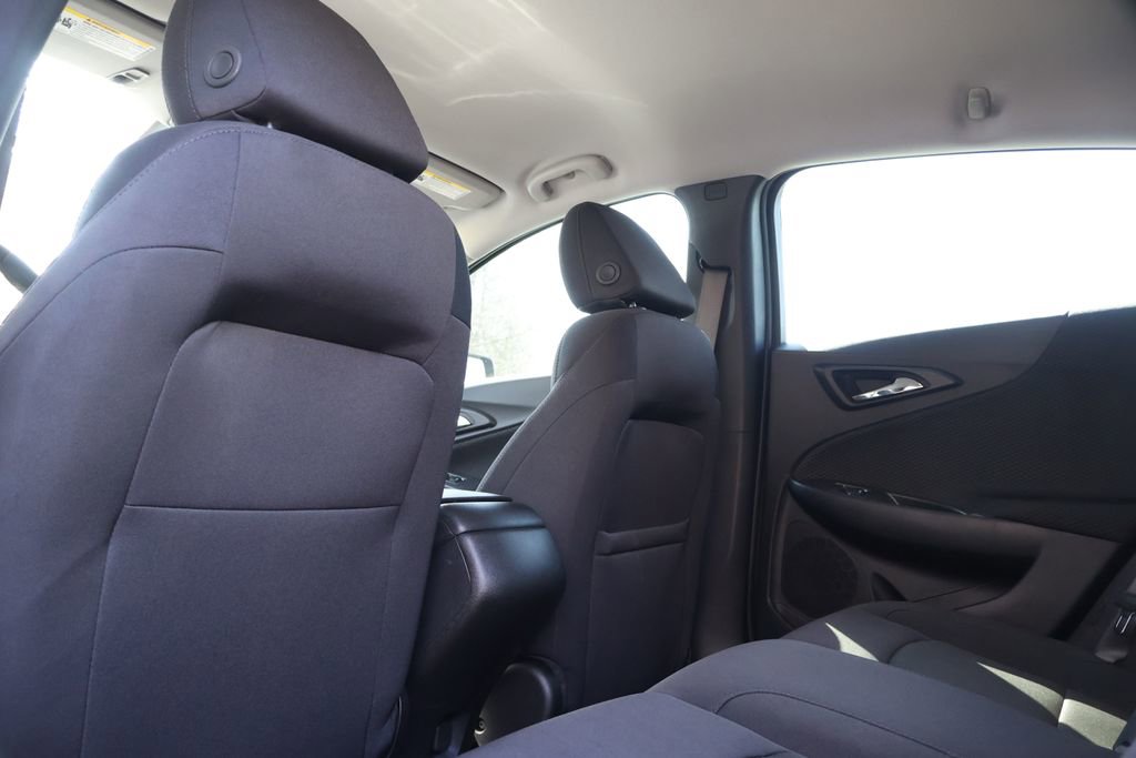 Used 2025 Chevrolet Malibu RS w/ LPO, Floor Liner Package image 43