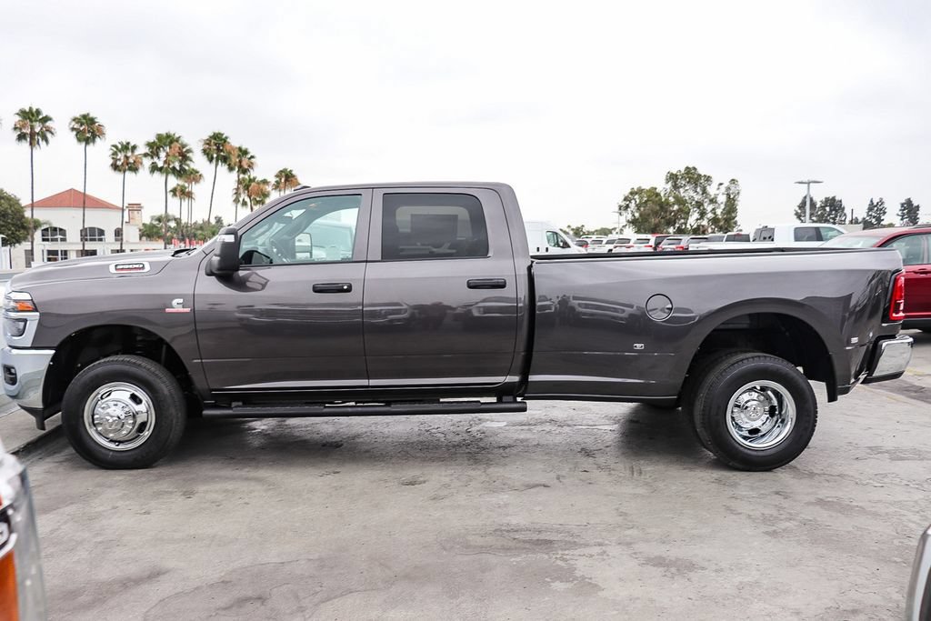 New 2026 RAM 3500 Tradesman AWD/4WD image 14