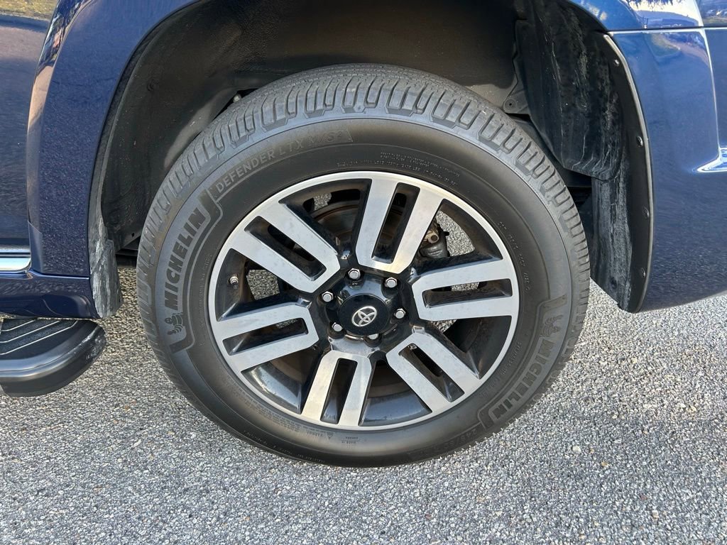 Used 2017 Toyota 4Runner Limited RWD image 9