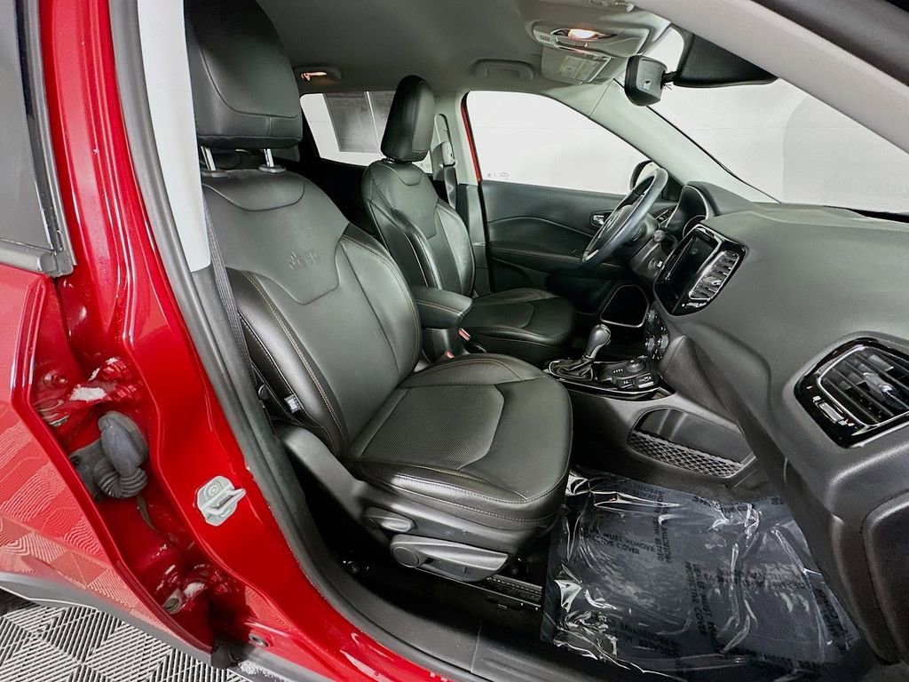 Used 2020 Jeep Compass Limited image 35