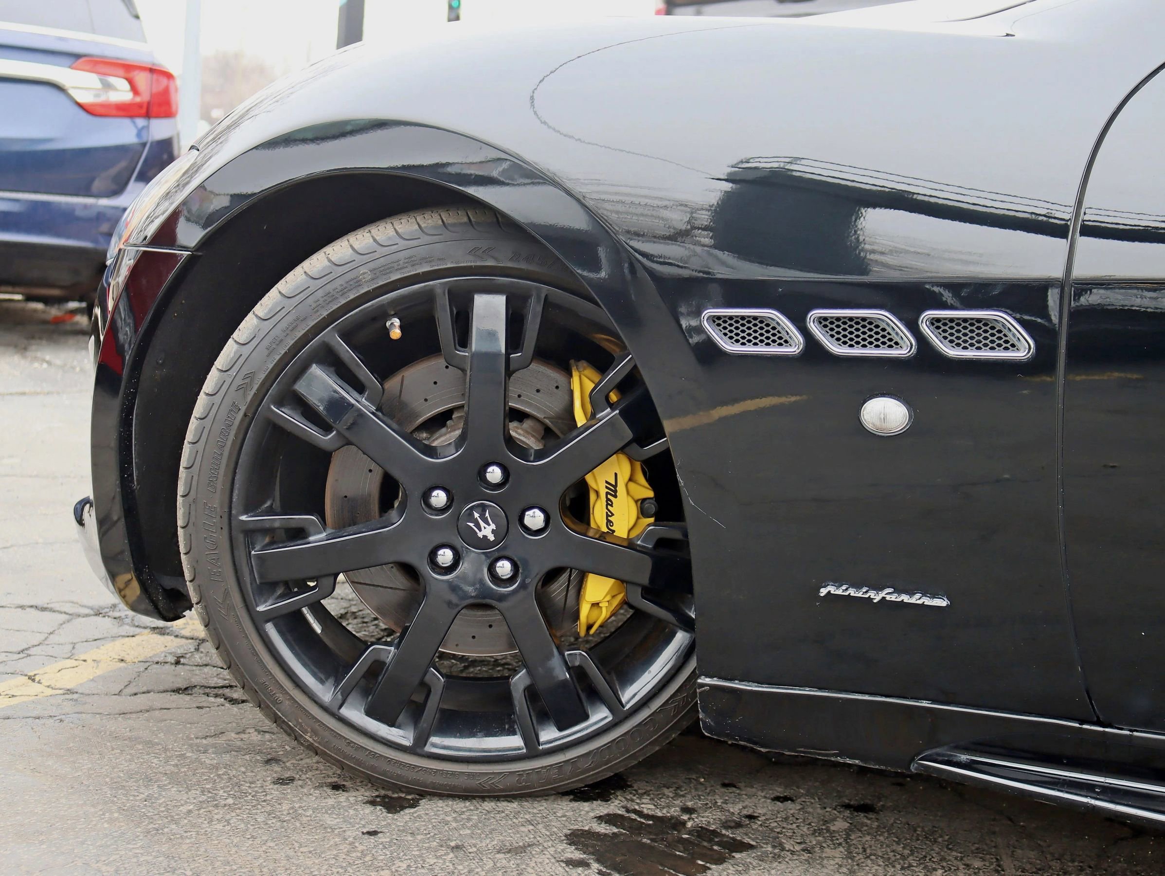 Used 2013 Maserati GranTurismo MC RWD image 15