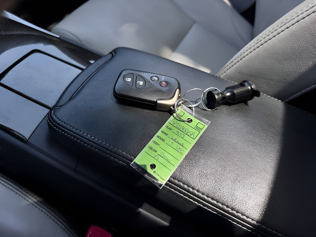 Used 2013 Lexus IS 250 w/ Premium Pkg Value Edition RWD image 22