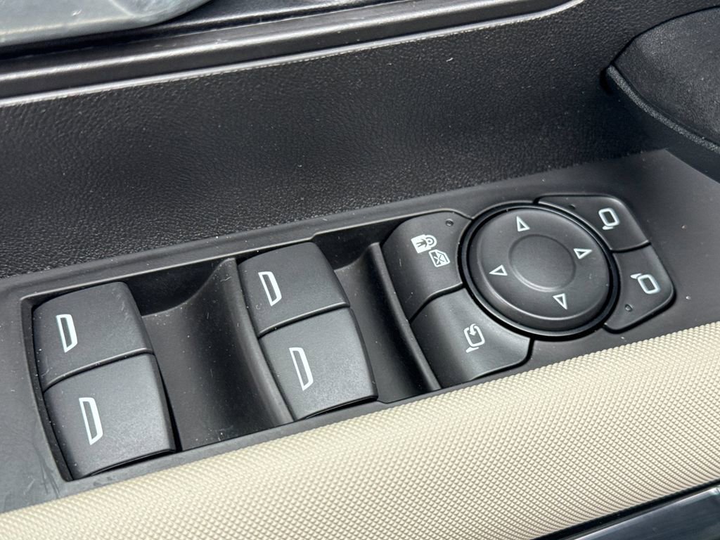 Used 2026 GMC Hummer EV SUV AWD/4WD image 11