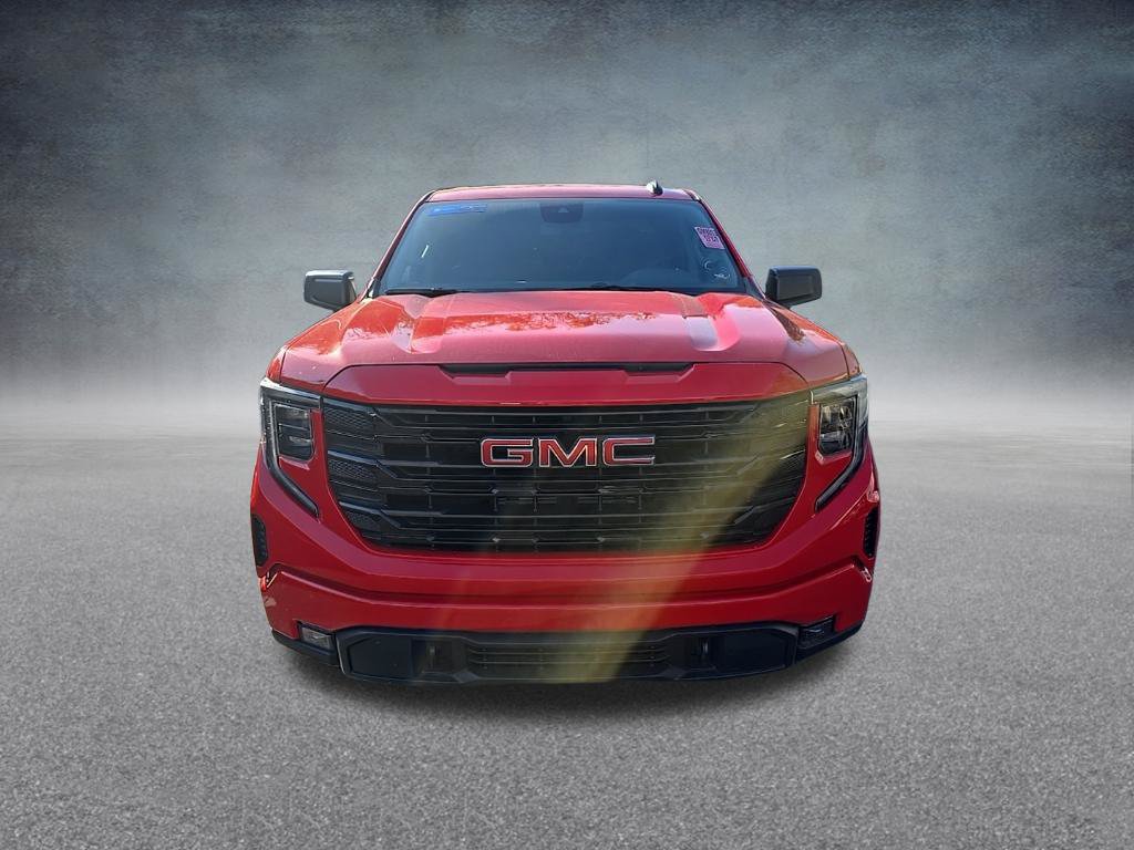 Used 2024 GMC Sierra 1500 Elevation AWD/4WD image 3