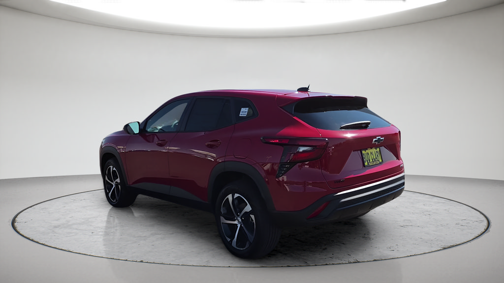 New 2026 Chevrolet Trax RS FWD image 8