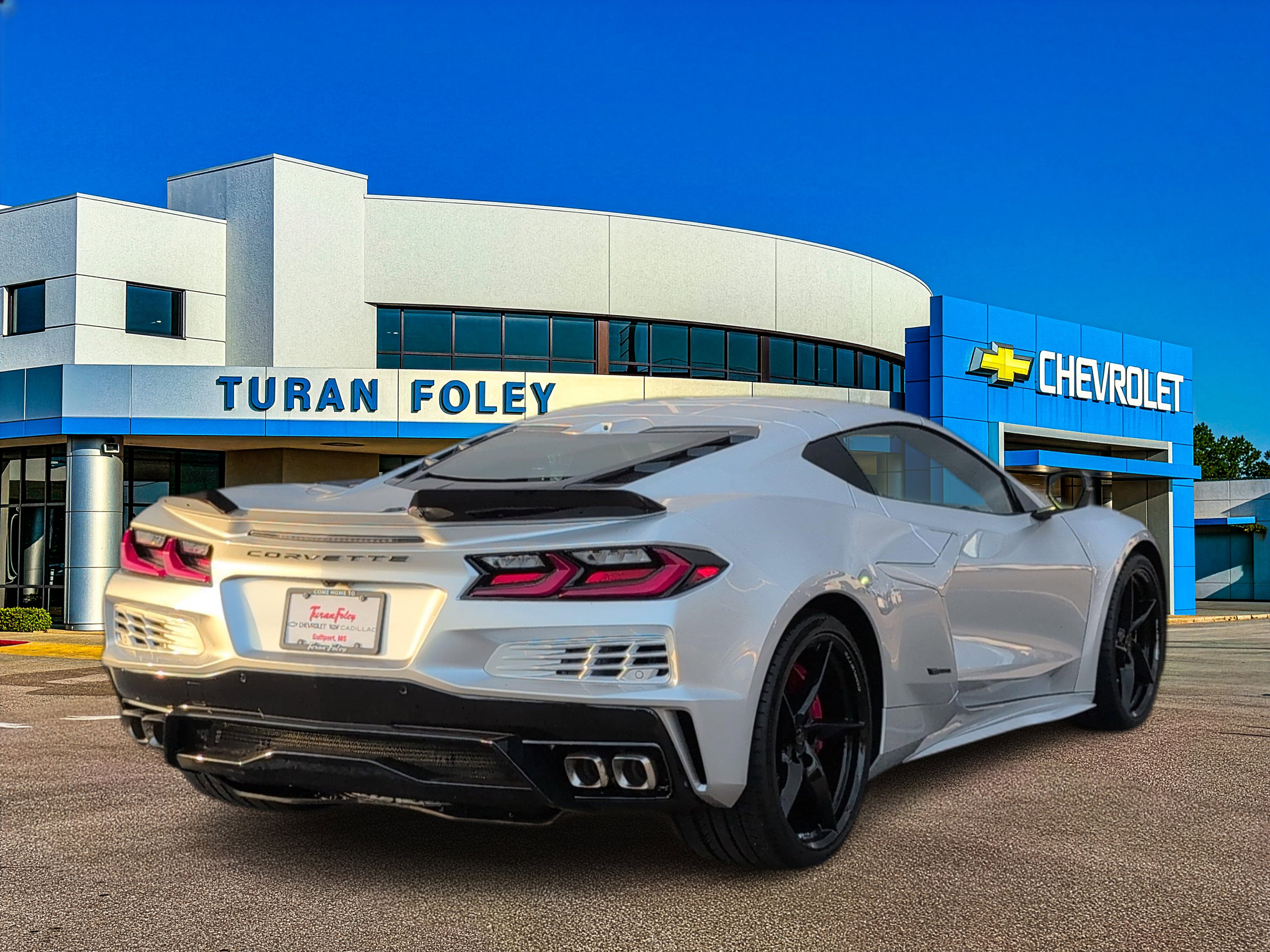 New 2026 Chevrolet Corvette E-Ray image 5