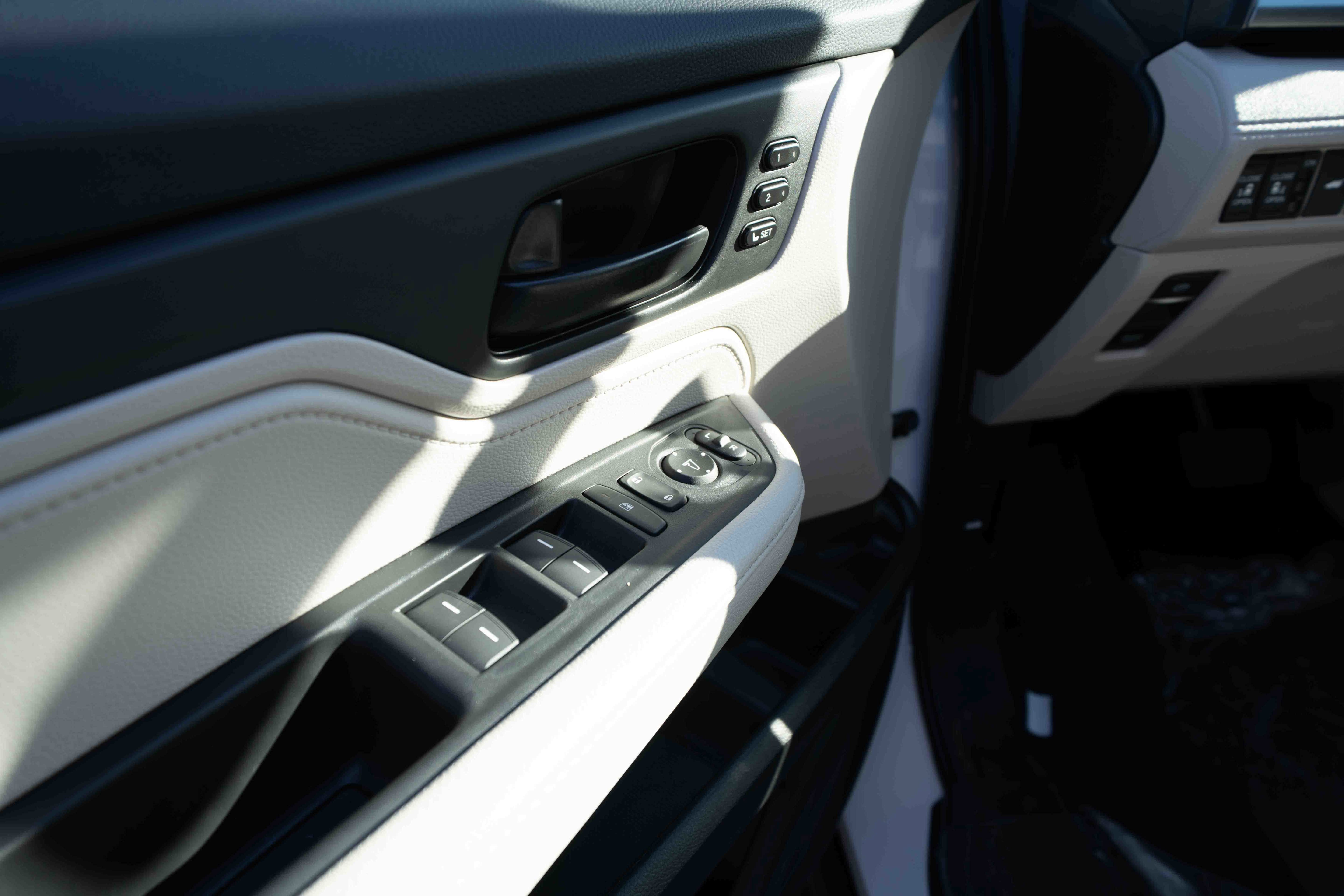 New 2026 Honda Odyssey EX-L image 7