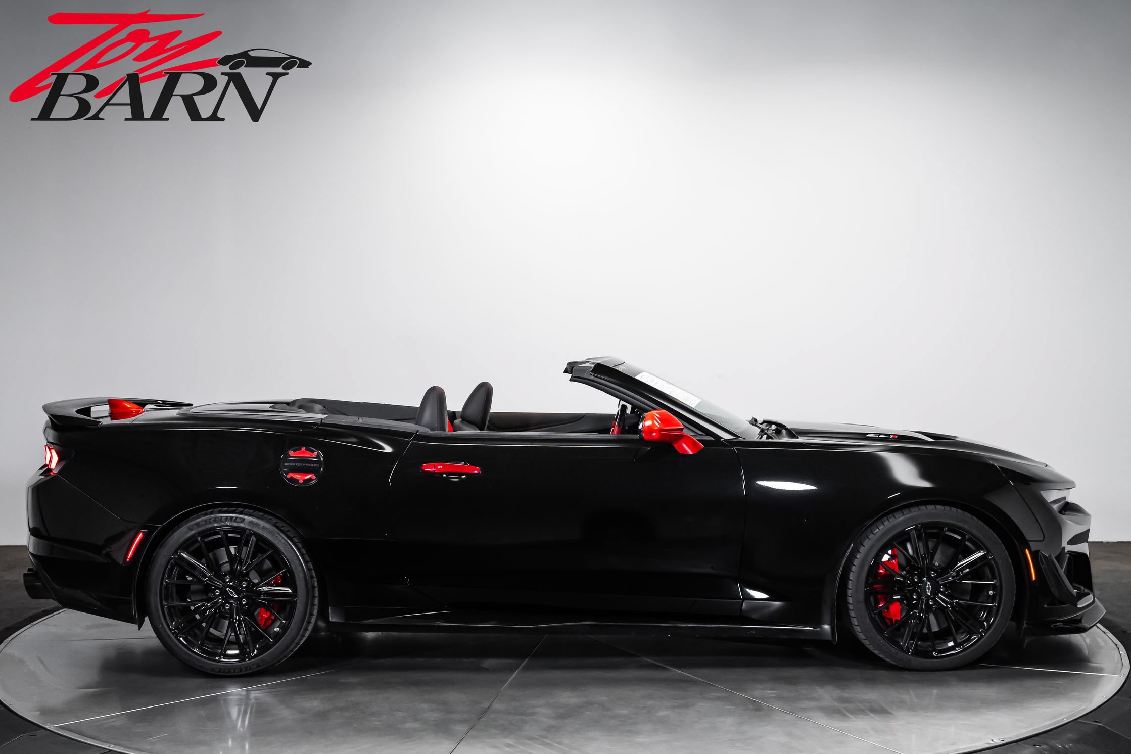 Used 2022 Chevrolet Camaro ZL1 RWD image 6