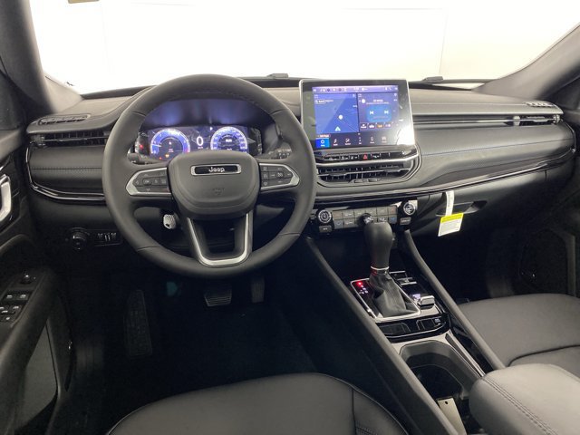 New 2026 Jeep Compass Limited w/ Sun, Sound & Navigation Group AWD/4WD image 18