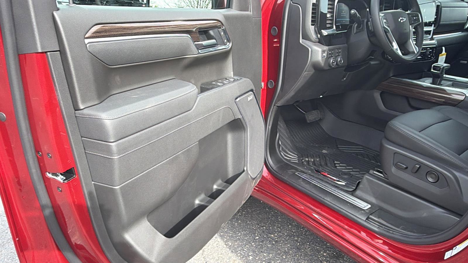 New 2026 Chevrolet Silverado 1500 RST image 11