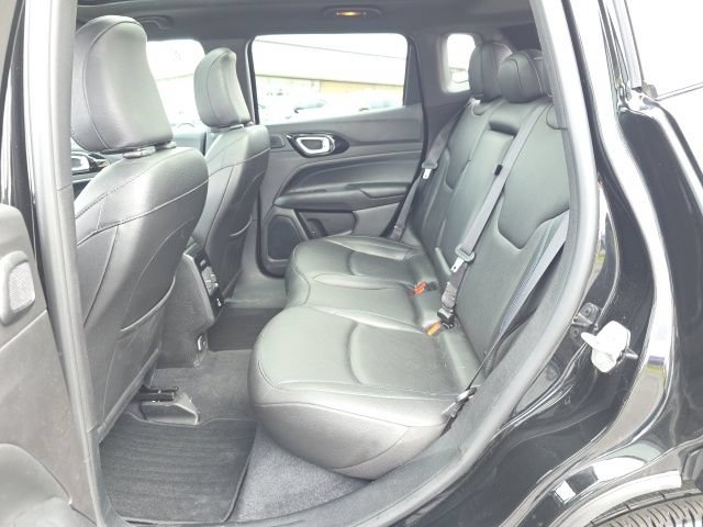 Used 2025 Jeep Compass Limited w/ High Altitude Package AWD/4WD image 35