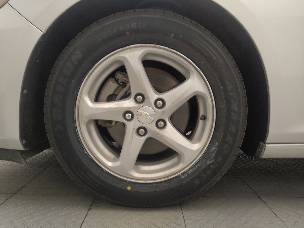 Used 2017 Chevrolet Malibu LS FWD image 31