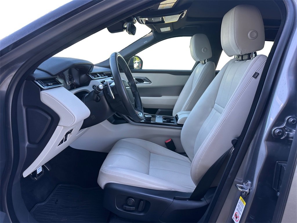 Used 2020 Land Rover Range Rover Velar R-Dynamic S image 10