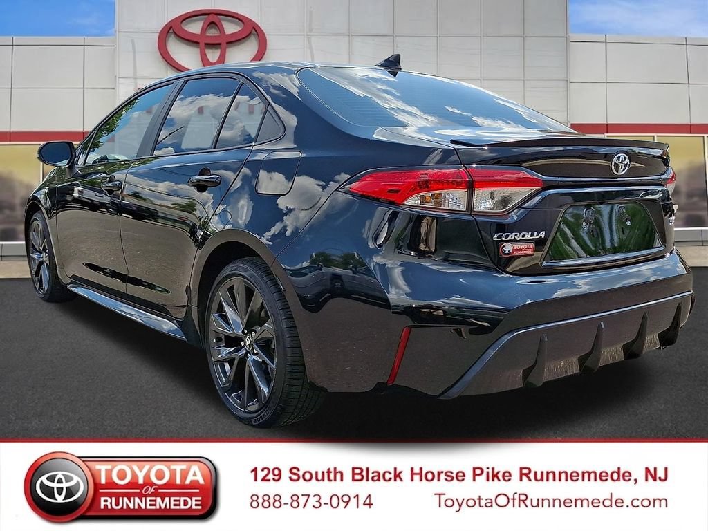 Certified 2023 Toyota Corolla SE FWD image 4