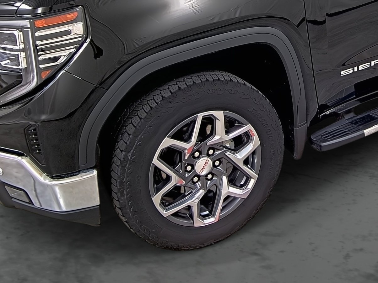 Used 2024 GMC Sierra 1500 SLT w/ SLT Premium Plus Package image 7